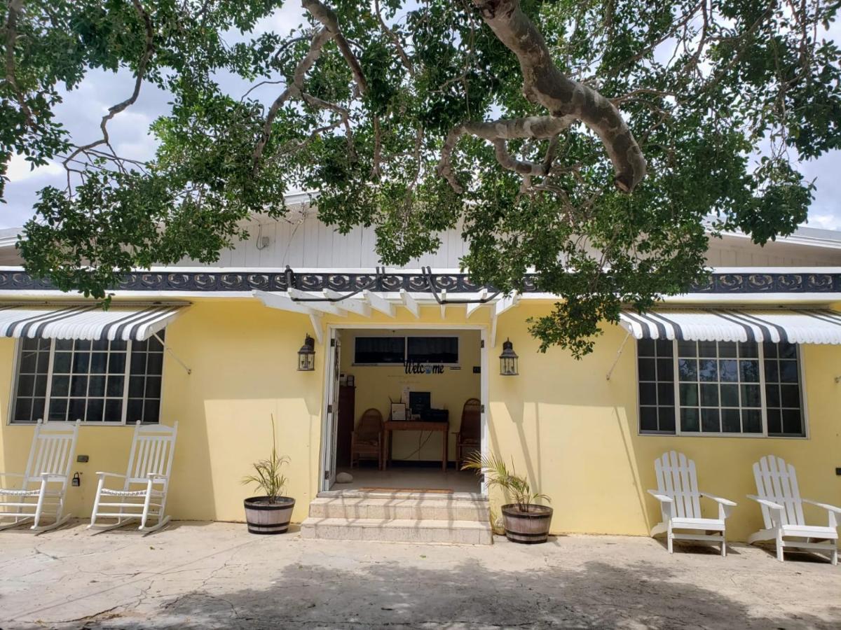 Treasure Beach Inn And Bar Exterior foto